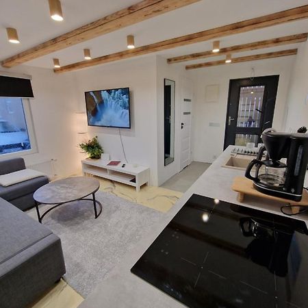 R&J Guesthouse Apartment Grindavík Extérieur photo