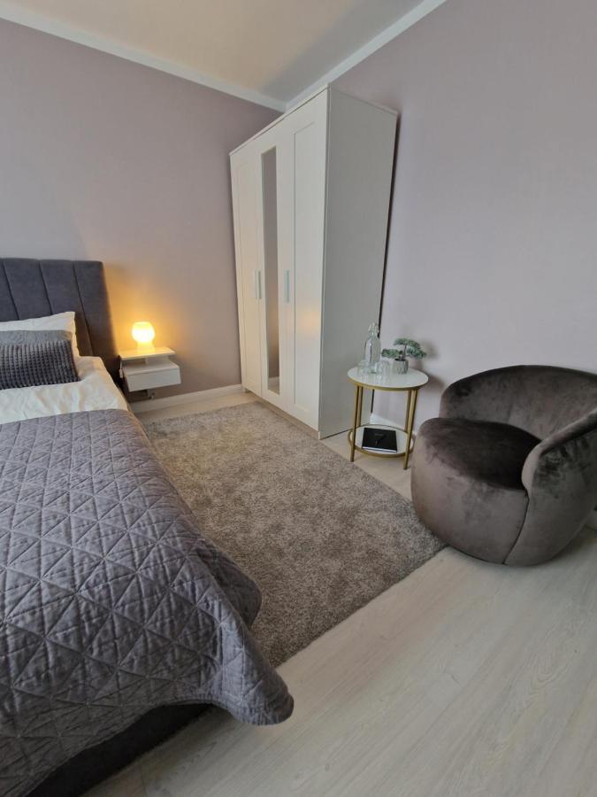 R&J Guesthouse Apartment Grindavík Extérieur photo